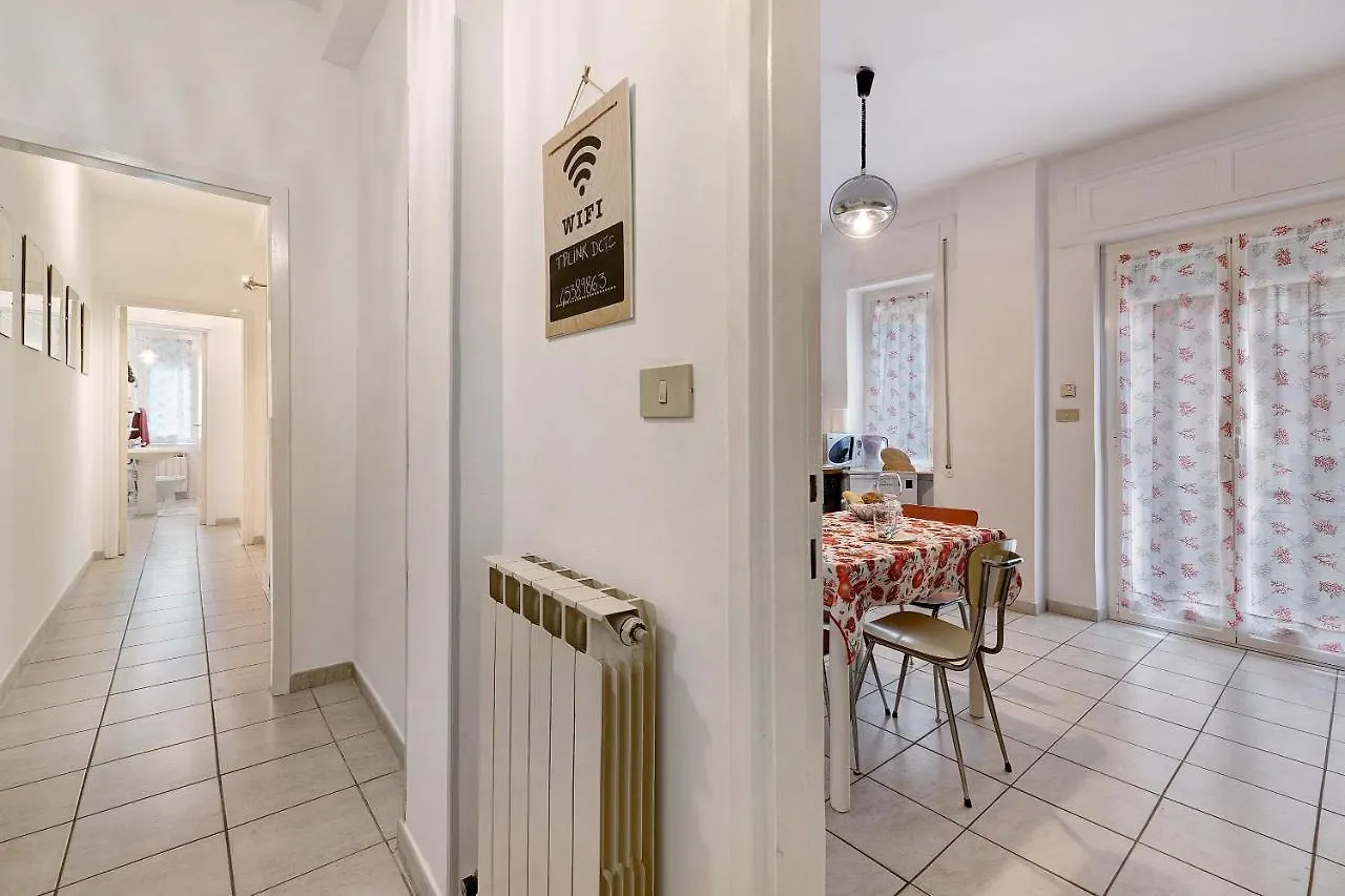 Casa Rosso Melograno Apartment Alassio