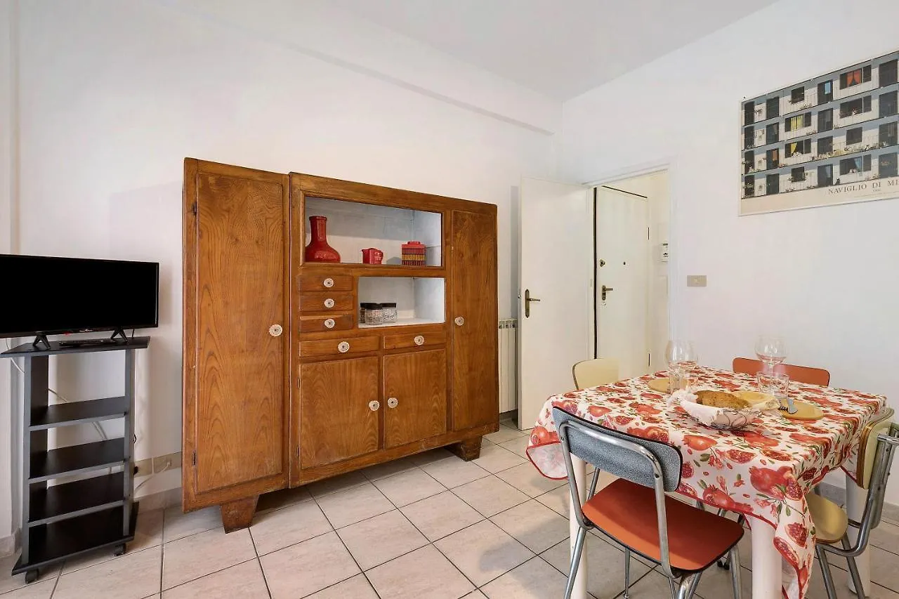 Casa Rosso Melograno Apartment Alassio Italy