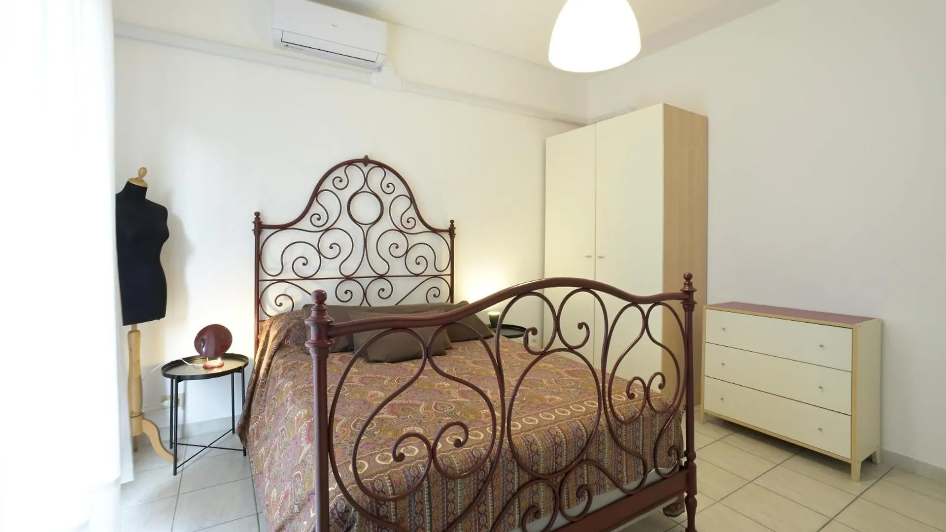 Casa Rosso Melograno Apartment Alassio