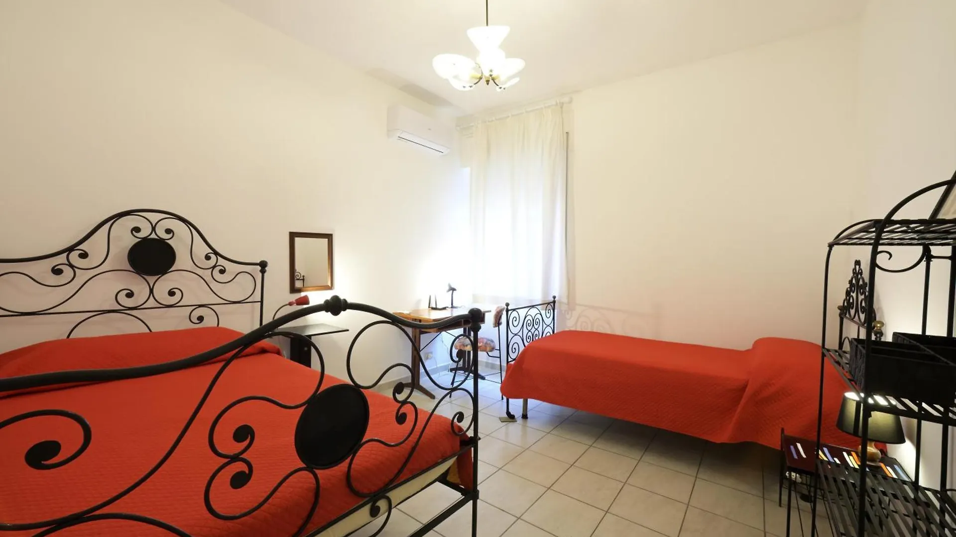 Casa Rosso Melograno Apartment Alassio